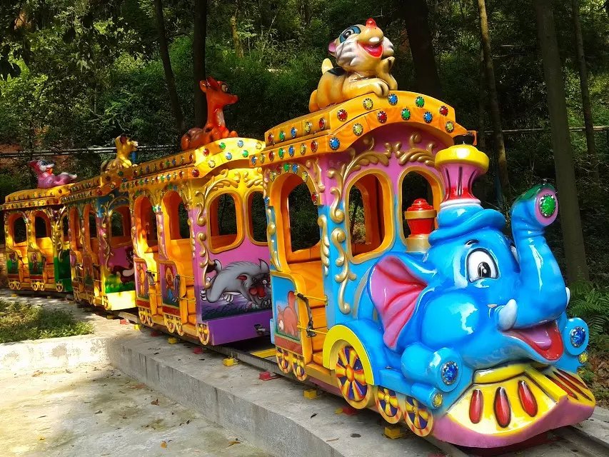 <b>軌道小火車成新一款爆款兒童游樂設備</b>